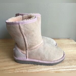 UGG Classic Short Boots S/N 5251 Toddler Size: US 12 EUR 29